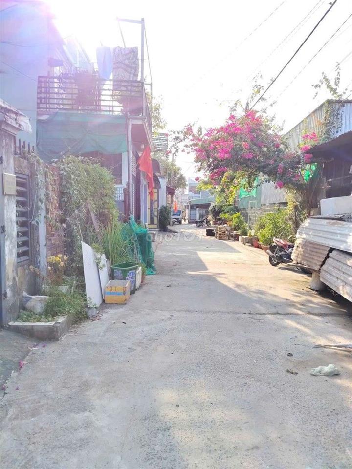 Ký hợp đồng dài hạn
