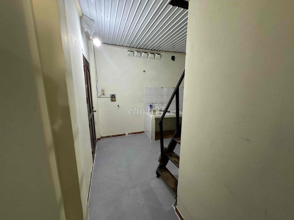 NHÀ MẶT TIỀN BÙI VĂN NGỮ, 55m2 sửa mới