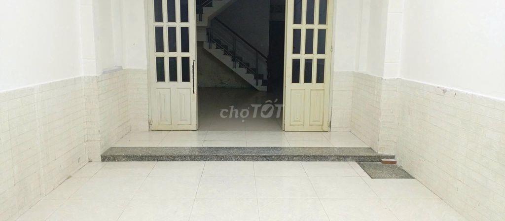 Chính chủ cho thuê nhà mặt tiền Nguyễn Thị Đặng Quận 12