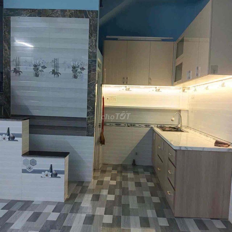 nhà cho thuê tl 19 gần cầu vượt gã tư ga