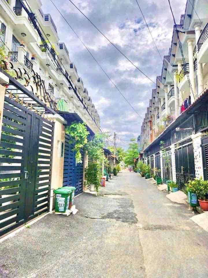 nhà thuê có nội thất , giá 10tr