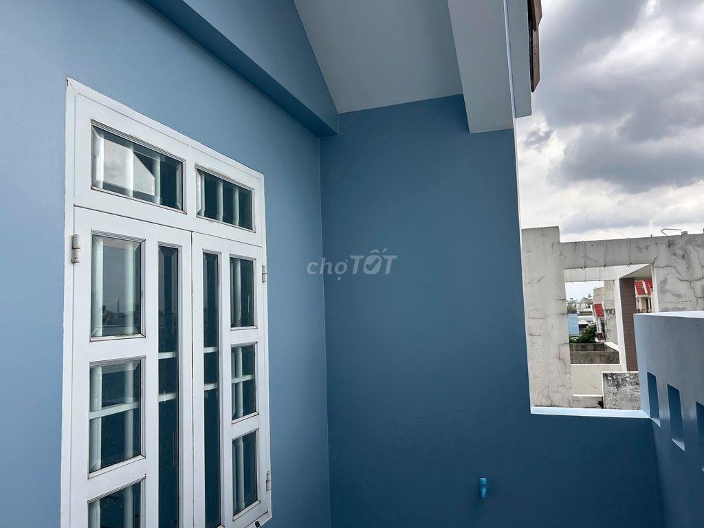 Chính Chủ cần thuê nhà nguyên Căn - Nhà mới sơn sửa đẹp 
