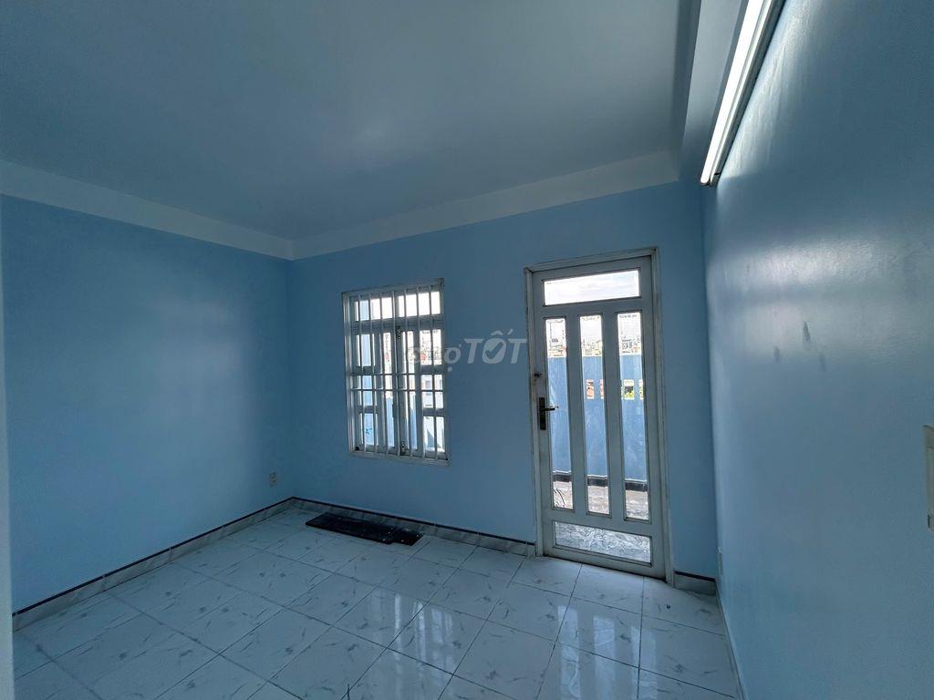 Chính Chủ cần thuê nhà nguyên Căn - Nhà mới sơn sửa đẹp 