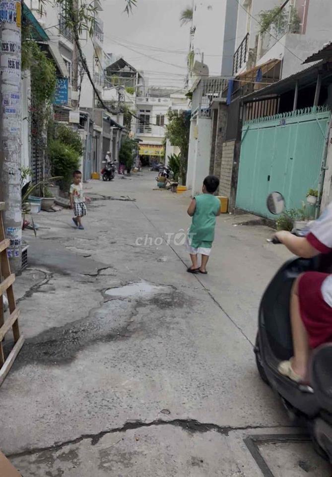 🏡 CHO THUÊ NHÀ NGUYÊN CĂN QUẬN 12 - GẦN CHỢ CẦU / NGUYỄN VĂN QUÁ 🏡 Chí
