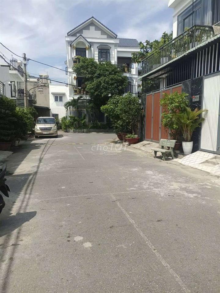cho thuê nhà nguyên căn tx33. 4,5x17. 9tr5 1 tháng 