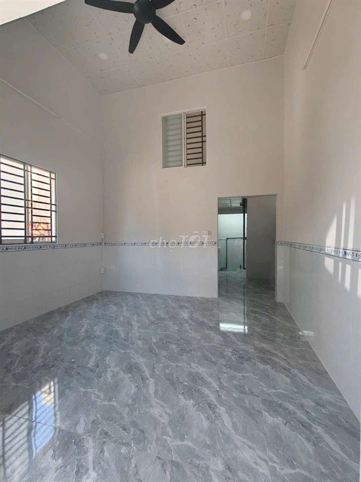 nhà nguyên căn cho thuê chốt giá 4tr5