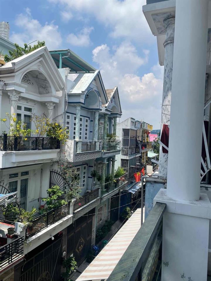 nhà cho thuê 4pn 5wc  rộng rãi phù hợp làm văn phòng hoặc kinh doanh