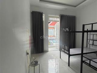 nhà cho thuê 4pn 5wc  rộng rãi phù hợp làm văn phòng hoặc kinh doanh