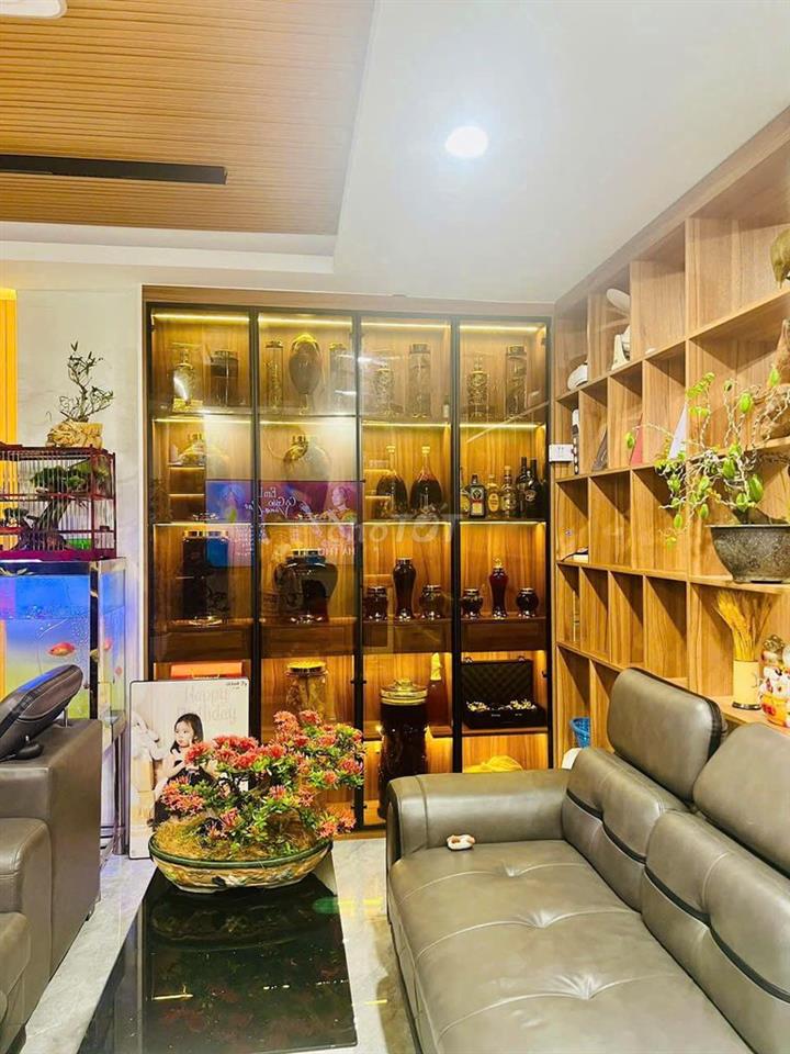BÁN NHÀ GÓC 2 MẶT TIỀN