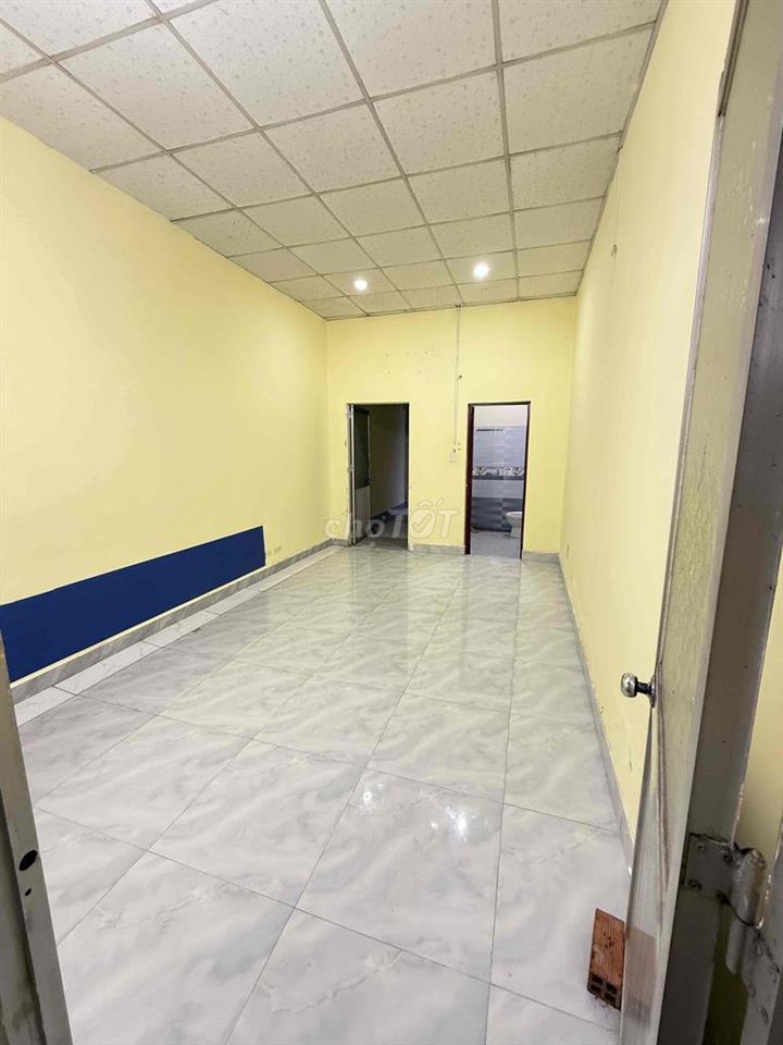 Thuê nhà kinh doanh Hà Huy Giáp Q12