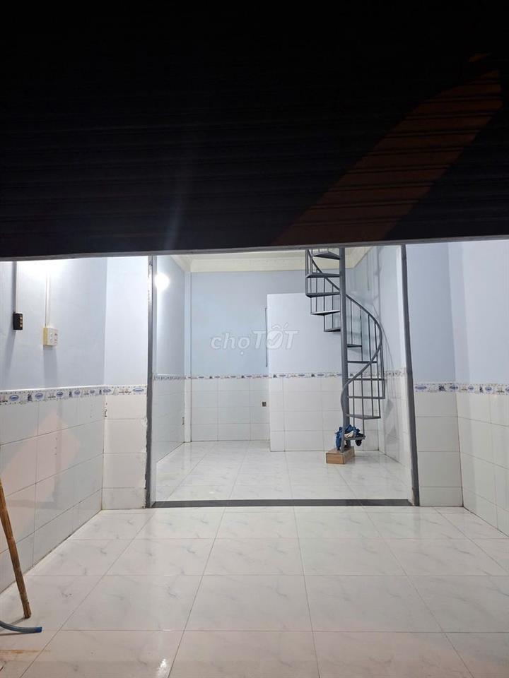 Cho thuê mặt bằng trong chợ, P.Tân Thới nhất, Q12