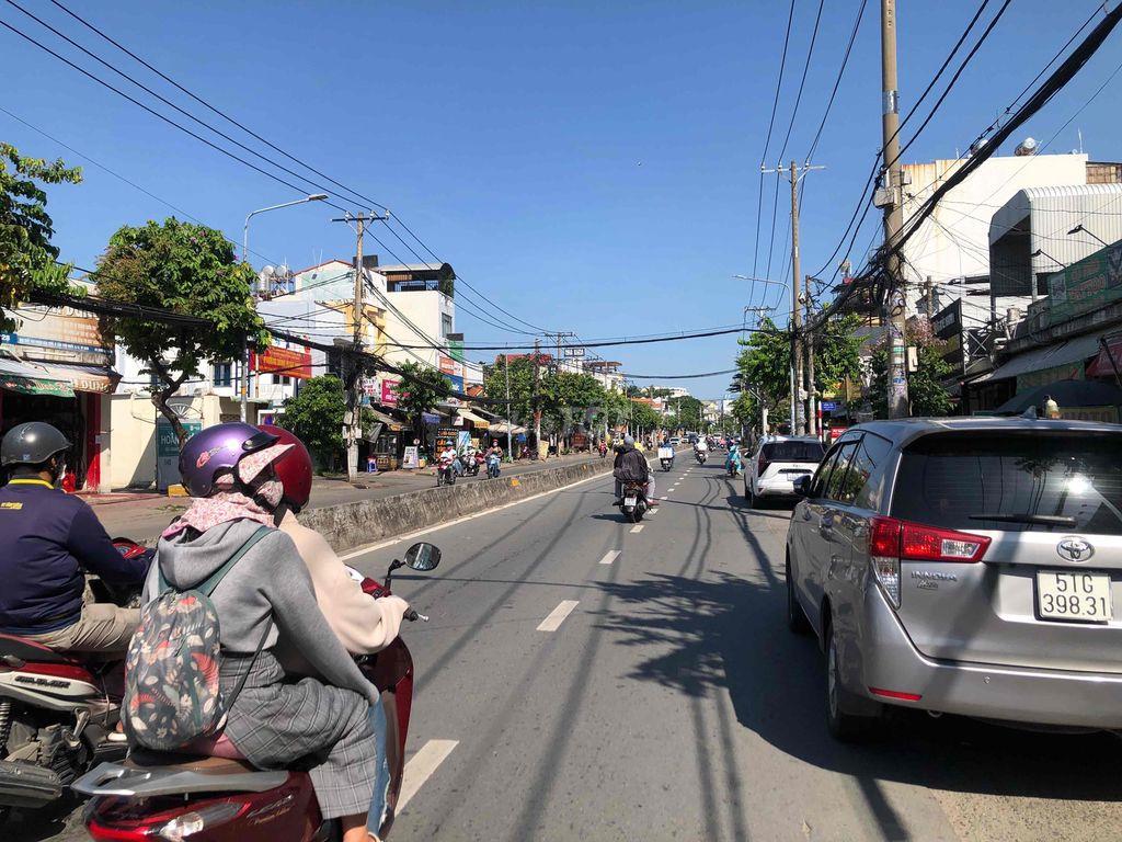 Toà nhà VP 1000m2 - MT Phan Văn Hớn KDC sầm uất