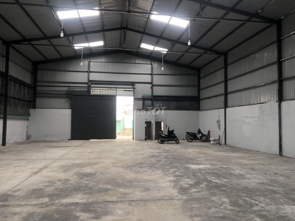 Cho thuê mặt bằng nhà kho đường container 24h, Ql1A Quận 12