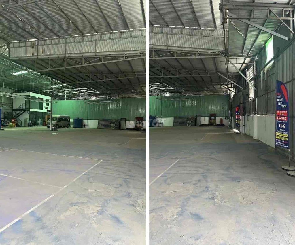Cho thuê mặt bằng kho, nhà xưởng 1100m2 ngã tư Ga, An Phú Đông Quận 12