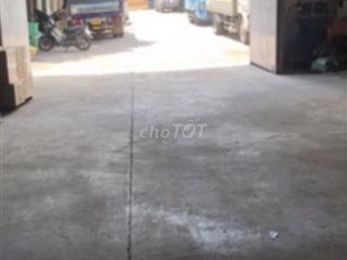 Cho thuê kho bãi 800m2 đường container, gần ngã tư Ga Quận 12