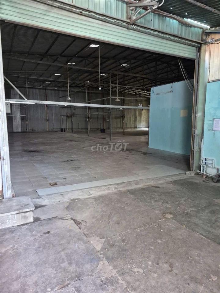 Cho thuê cụm kho xưởng giá tốt 700m2, 1000m2