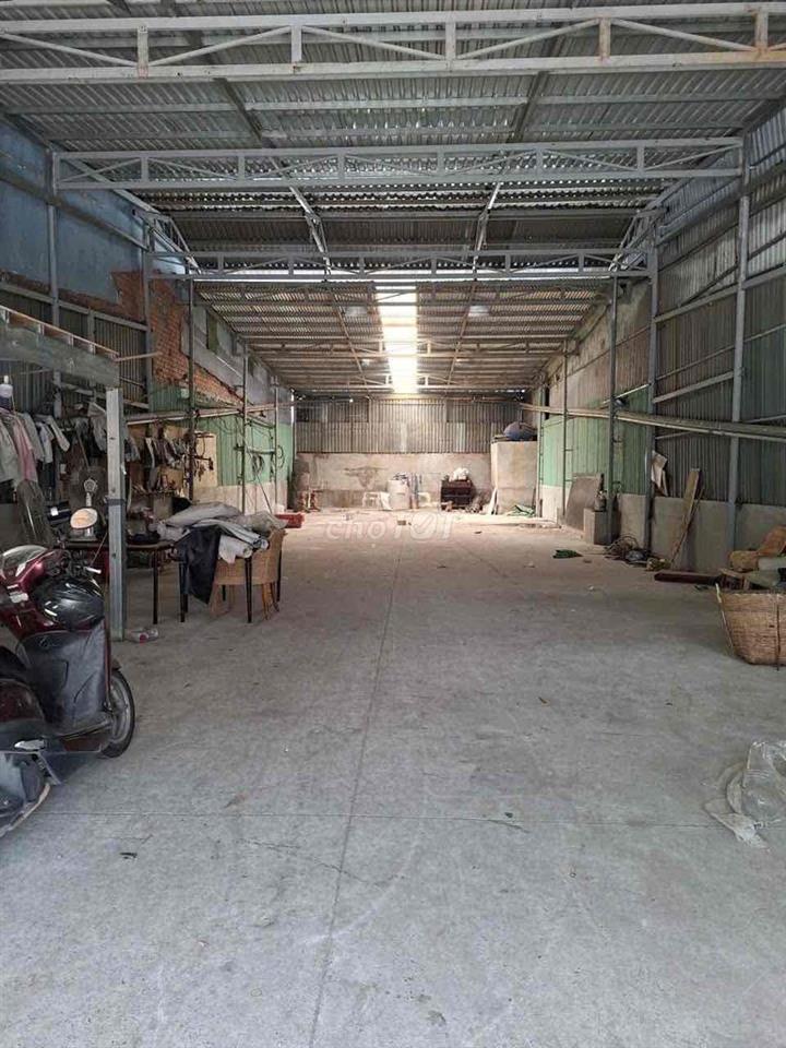 Cho thuê kho xưởng gẫn ngã tư Ga, Thạnh Lộc, Q12