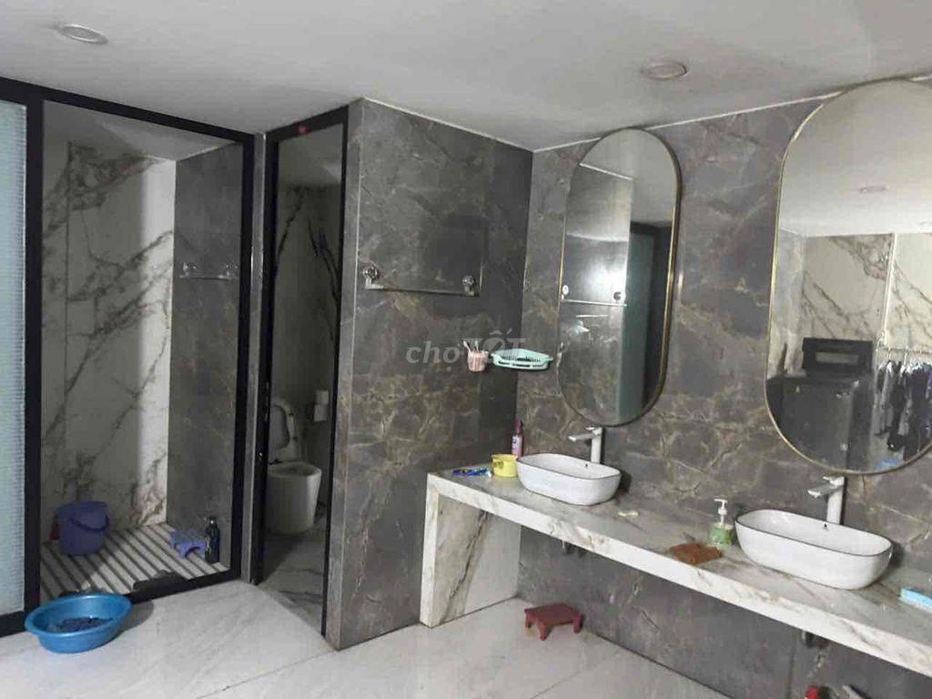 sang nhượng cho thuê mặt bằng kinh doanh 600m2