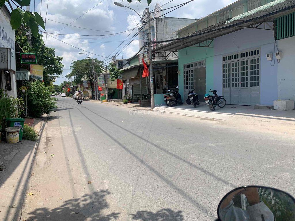 Cho thuê kho , xưởng sx 400m2  mặt tiền Đường TX 14, Kv Ngã tư ga
