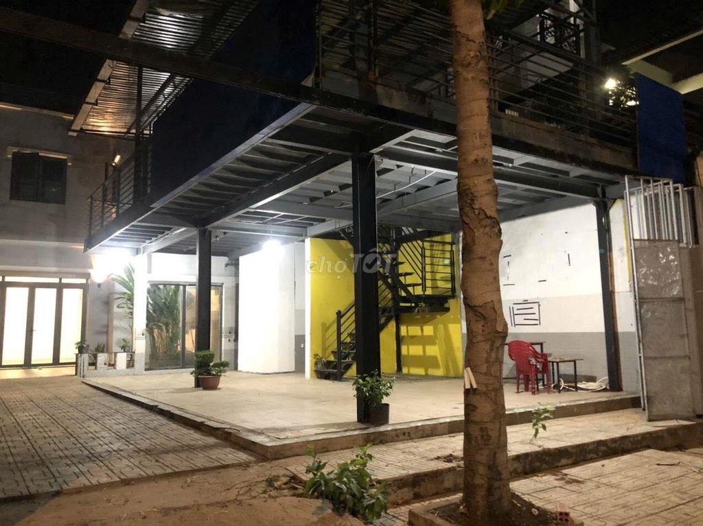 Mình có căn mặt tiền hẻm 12m cần cho thuê