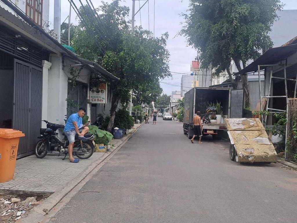 Cần cho thuê nhà xưởng