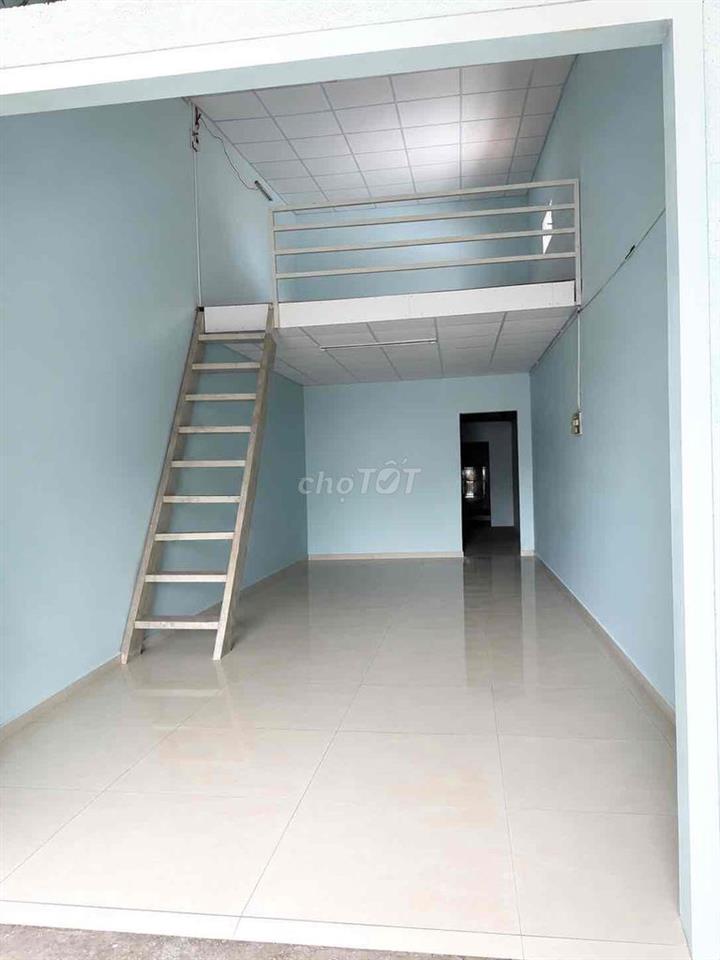 nhà mặt tiền quốc lộ