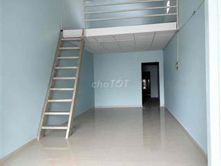 nhà mặt tiền quốc lộ