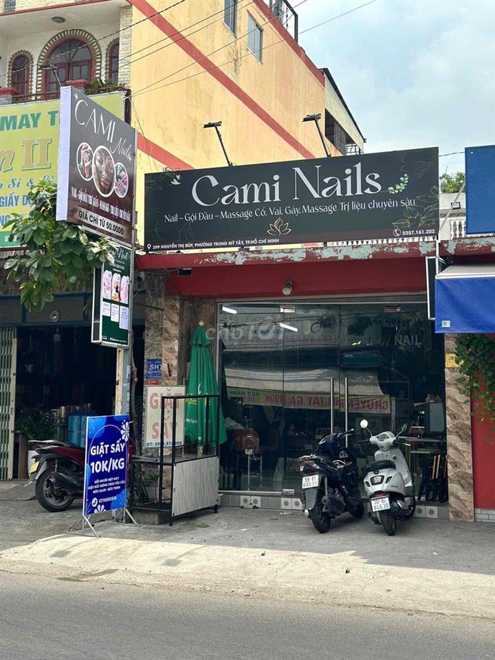 Sang Tiệm nails làm móng gội đầu thuê 6tr/tháng