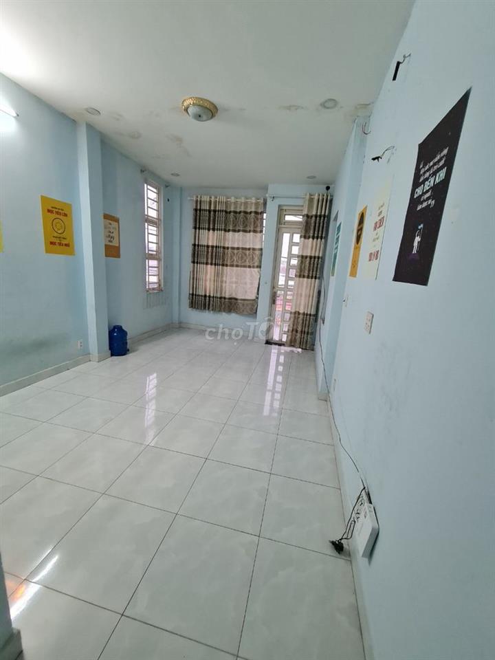Cho Thuê nhà nguyên căn MTKD 3P ngủ Hà Huy Giáp Q12