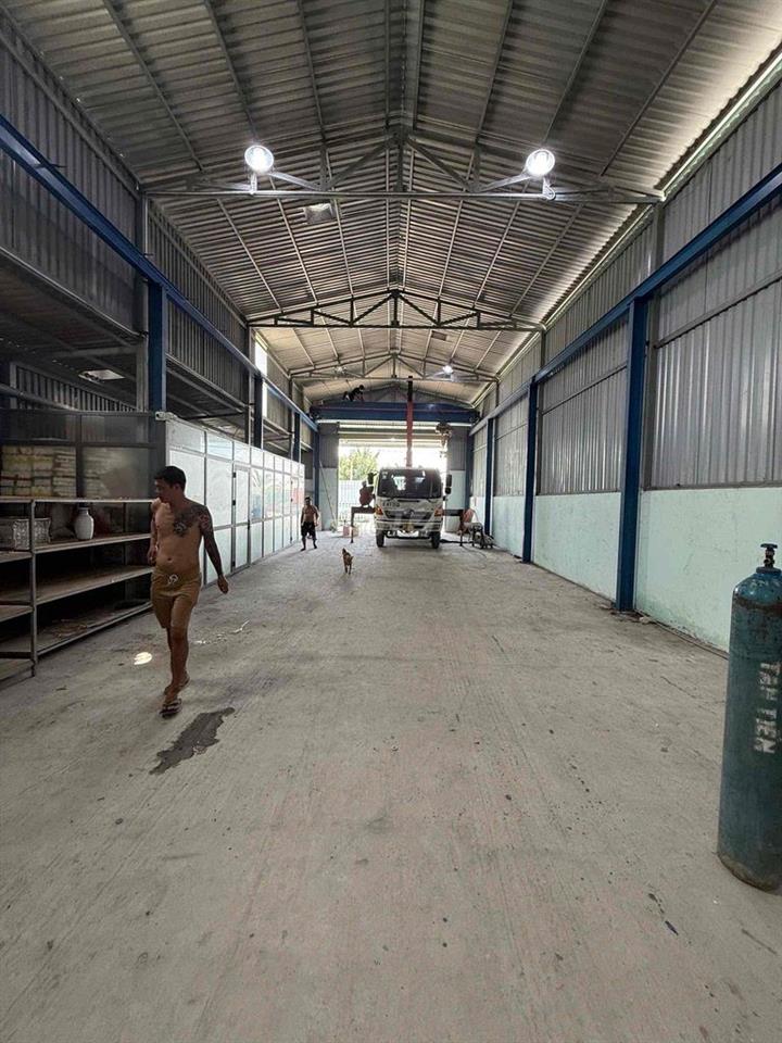 Cho thuê kho 700m² – An Phú Đông, Quận 12