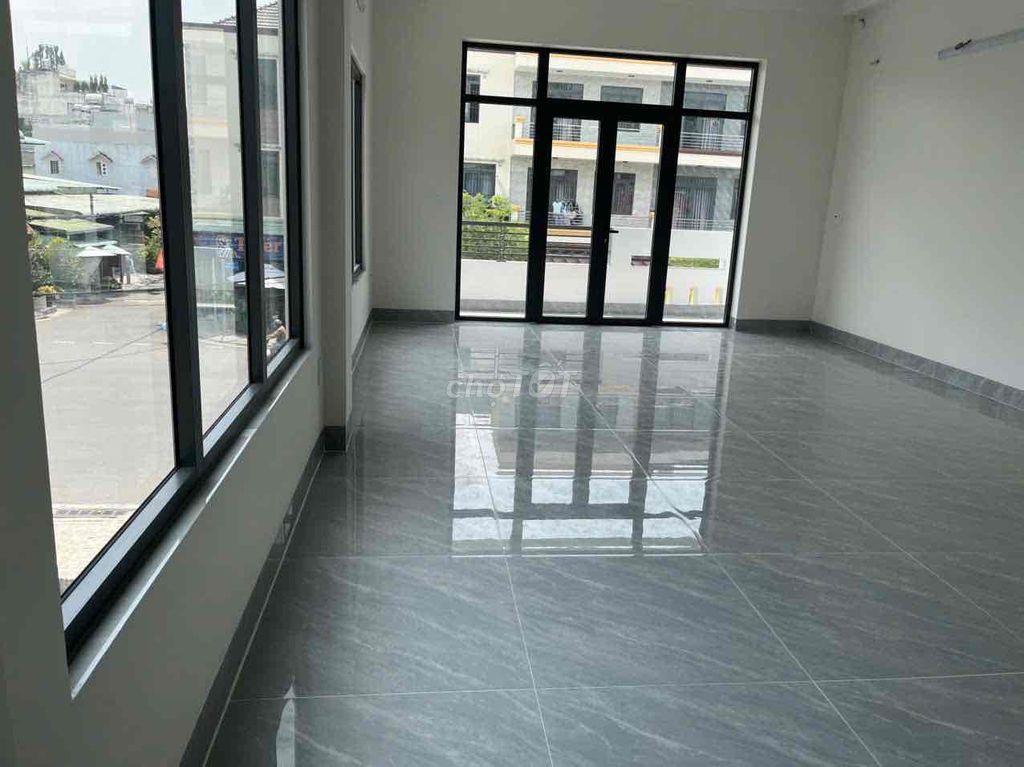 CHO THUÊ TRỆT + LẦU 1 – MẶT TIỀN 25M ĐỐI DIỆN KCN TÂN THỚI HIỆP – PHƯỜ