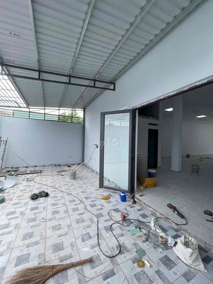 cần cho thuê mặt bằng và kho
