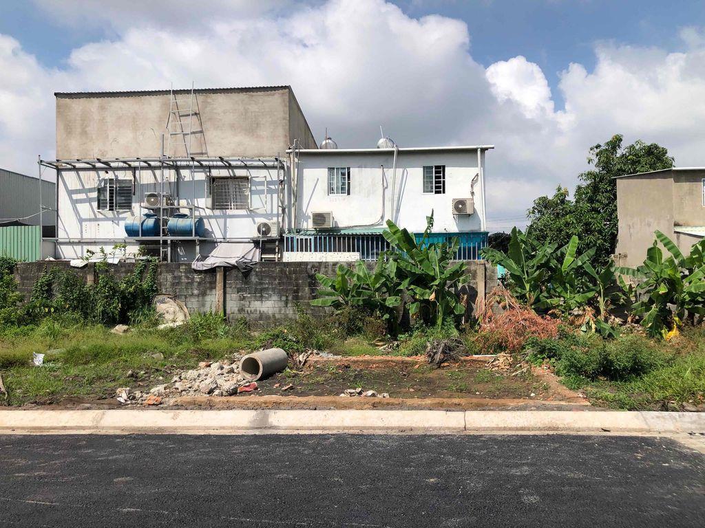 Bán đất đường An Phú Đông 09 sát bên Gò Vấp View kênh thoáng mát