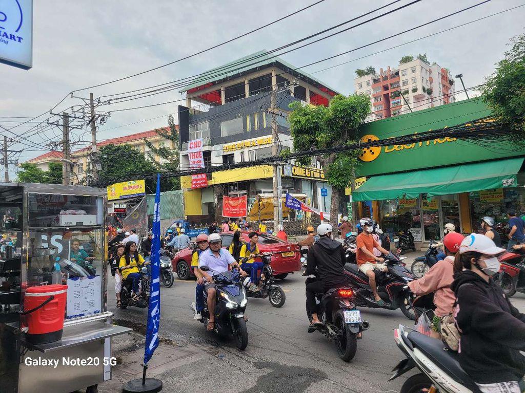 Mặt bằng đẹp nhất Q12 2 mặt tiền