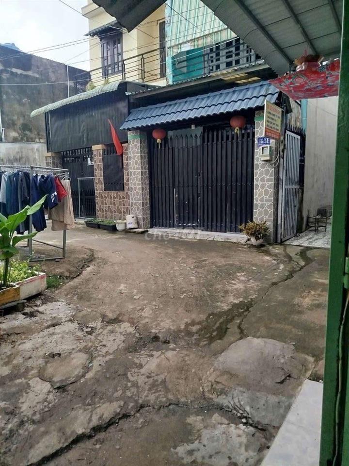 Cần bán gấp nhà 4 x8