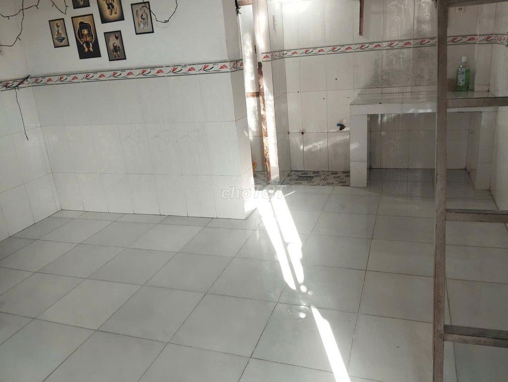 Cho thuê phòng trợ gần Ngã Tư Ga Quận 12