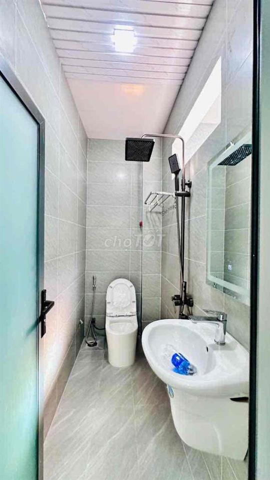 nhà 3 phòng ngủ , full nôi thất, hem 7m