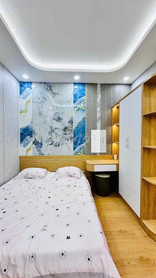 nhà 3 phòng ngủ , full nôi thất, hem 7m