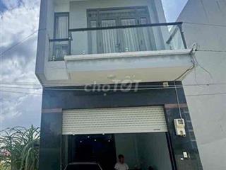 nhà hẽm oto thong 4 tỷ , 2 lầu