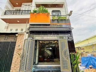 nhà mới 2 lầu, full nội thất , giá 5,35 tỷ