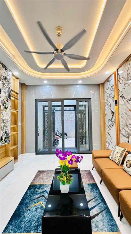 nhà mới 2 lầu, full nội thất , giá 5,35 tỷ