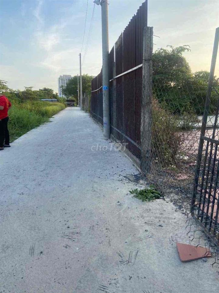 Đât 5x15m kdc đông đúc