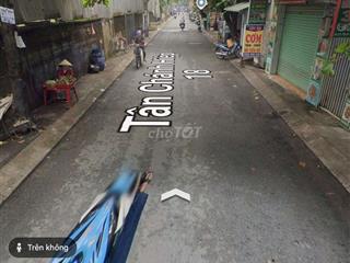 cho thuê 4000m2 trung tâm quận 12, khu sầm uất tiện nhà hàng, kho bãi.