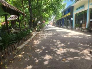 cho thuê hơn 3000m2 khu trung tâm quận 12 thích hợp làm kho bãi, BBQ..