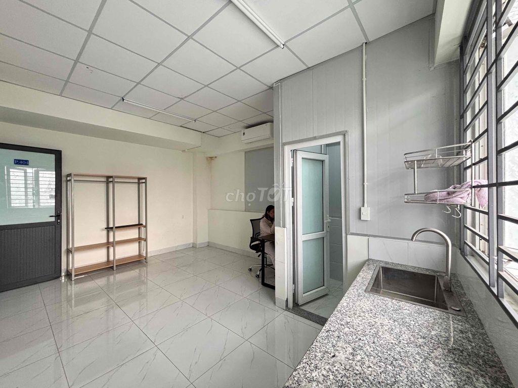 Free tiền nhà T8 - CHO THUÊ PHÒNG CỬA SỔ TO GIÁ RẺ GẦN NTTU QUẬN 12