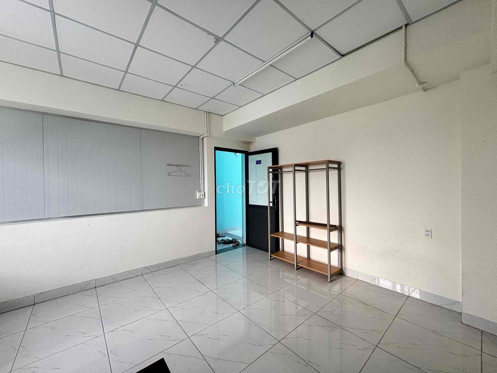 Free tiền nhà T8 - CHO THUÊ PHÒNG CỬA SỔ TO GIÁ RẺ GẦN NTTU QUẬN 12