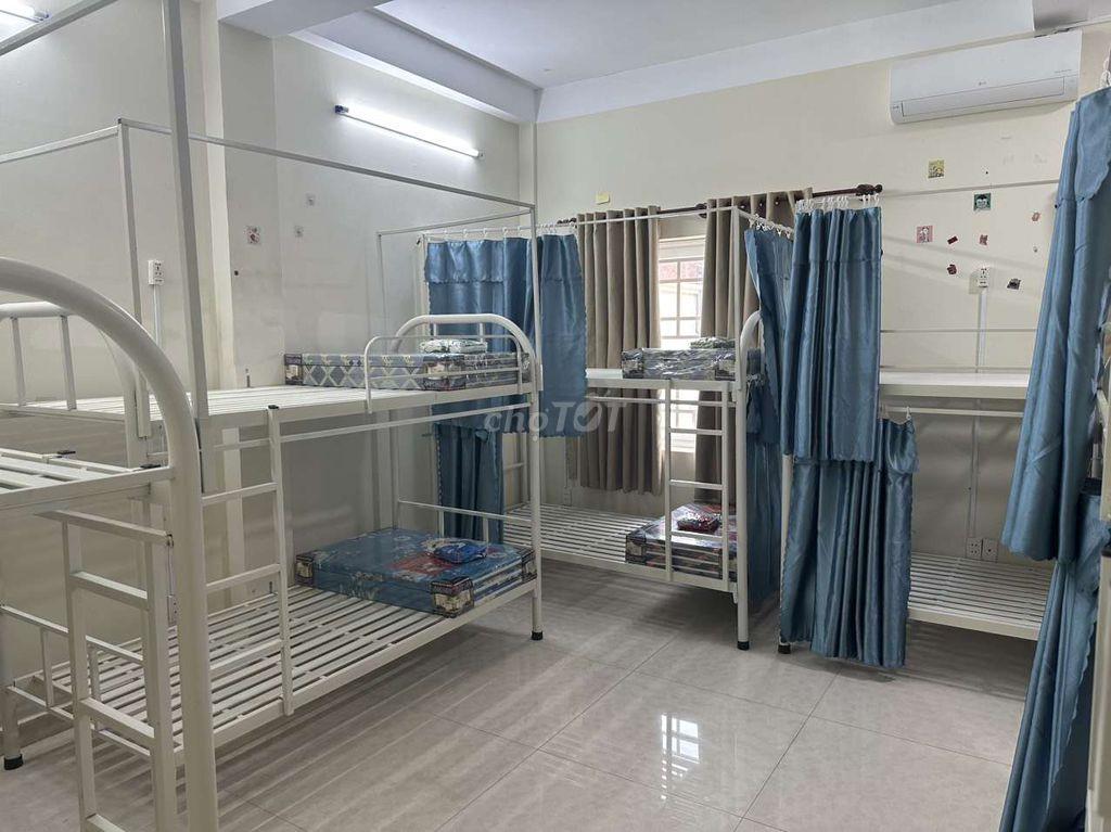 Ký túc xá sinh viên đường Tô Ký ( Quận 12 cũ)