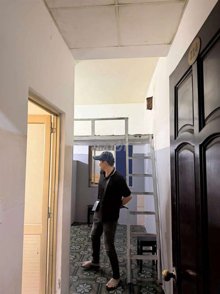 Phòng máy lạnh chỉ 2tr