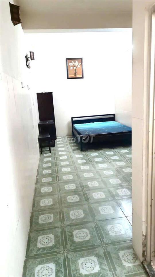 Phòng máy lạnh chỉ 2tr