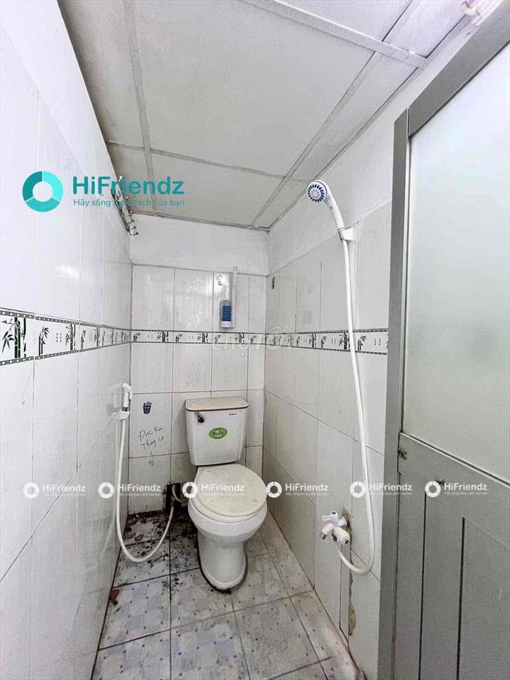 Gần CVPM • Sẵn Máy Lạnh • Gác Cao 1m7